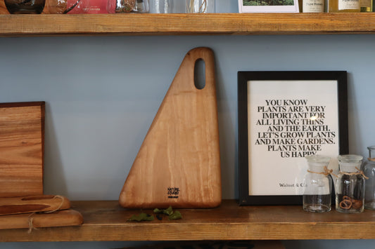 オリジナルカッティングボード ラウンドM 01